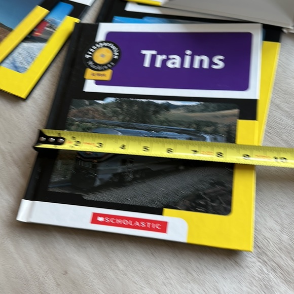 Set of 9 Hardback Books - Picture 13 of 16